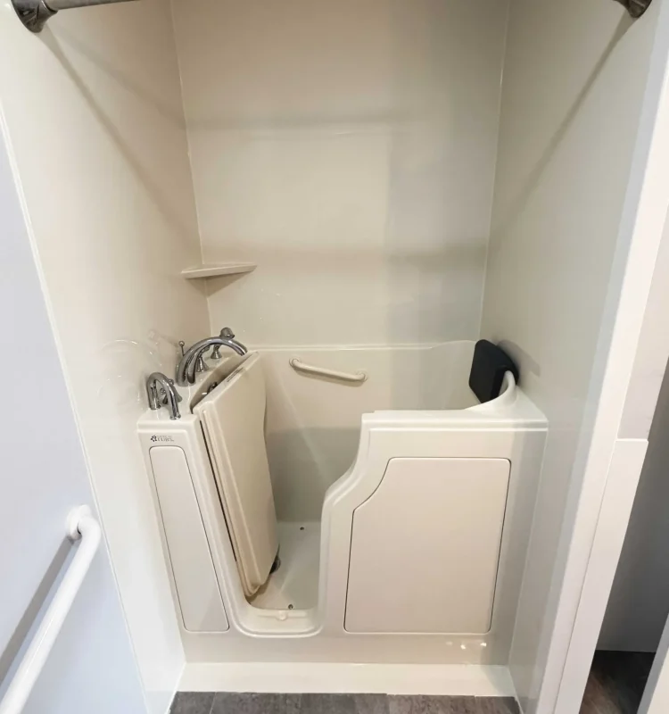 Walk-In-Tub